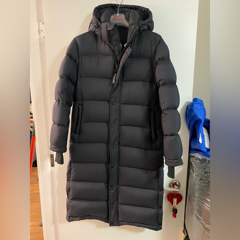 Super Puff Long Black from Aritzia TNA